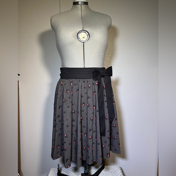 Sourpuss Black Widow Spider Swing Skirt size XL - Picture 3 of 10